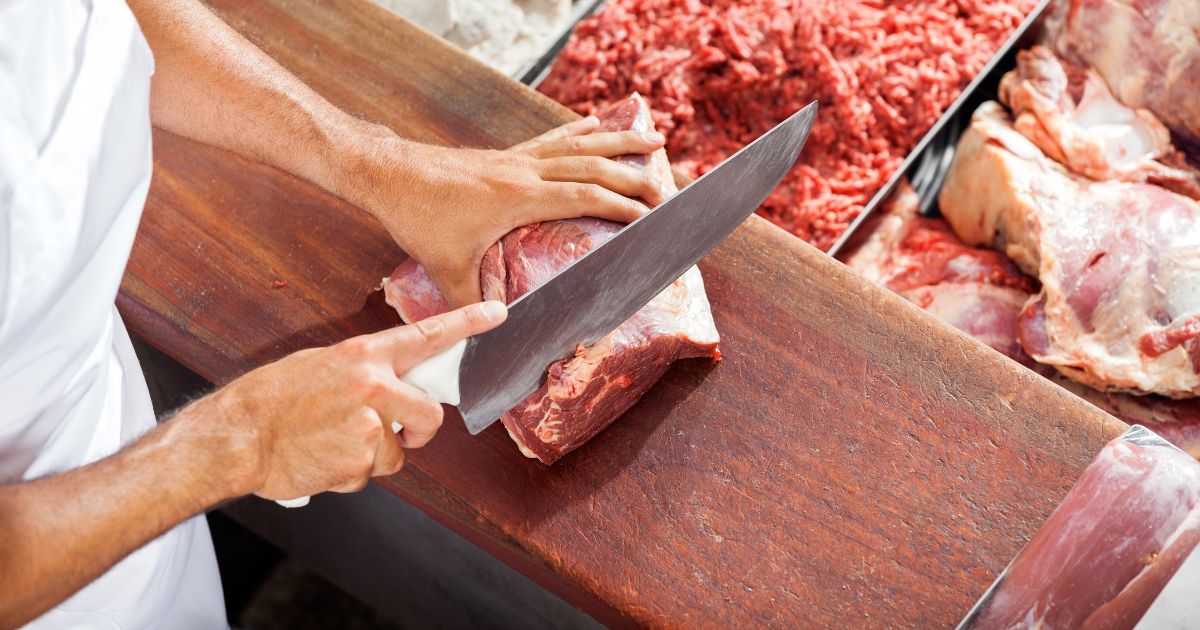 O que explica o aumento do preço da carne pelo terceiro mês consecutivo? Entenda