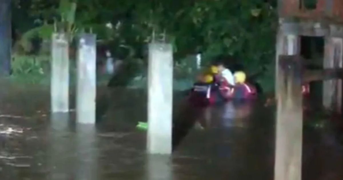 Temporal no litoral do Paraná causa estragos e afeta mais de 60 famílias