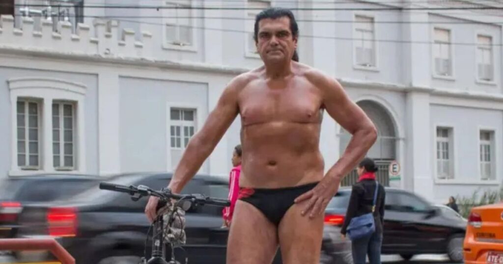 Morre Oil Man, personagem folclórico de Curitiba, aos 64 anos