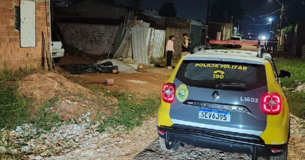 Ciúmes? Homem que ia dormir com amiga é morto a tiros