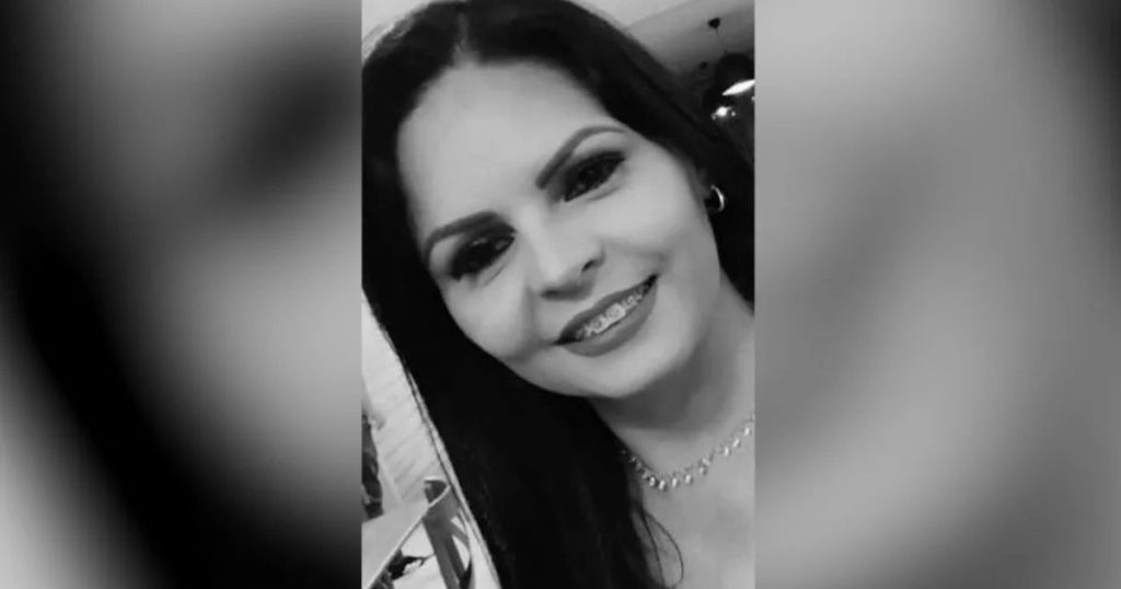 Ex-marido mata mulher com 12 facadas no Paraná
