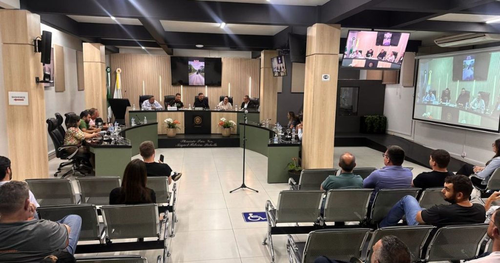 Reunião em São Mateus do Sul discute a precariedade da BR-476 e busca soluções