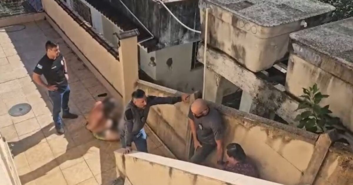 Irmãos são presos por manterem corpo do pai pelo menos seis meses no RJ