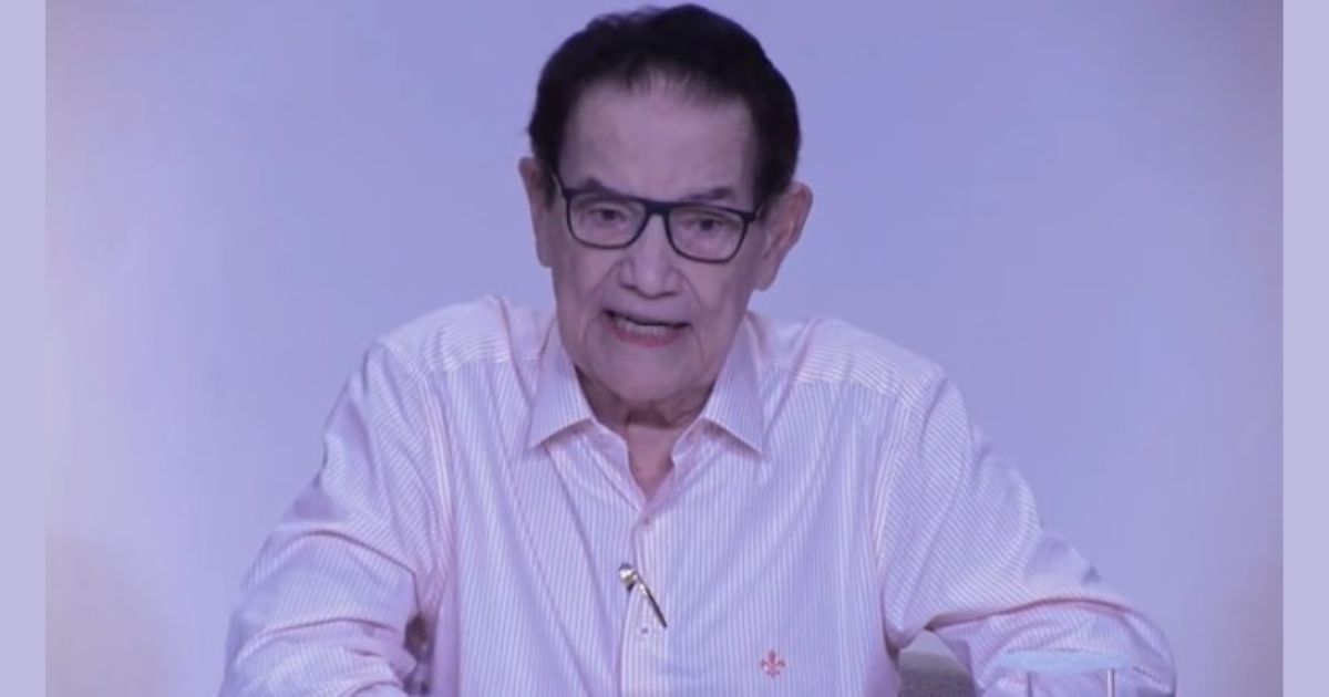 Divaldo Franco, um dos principais líderes espíritas do Brasil, morre aos 98 anos