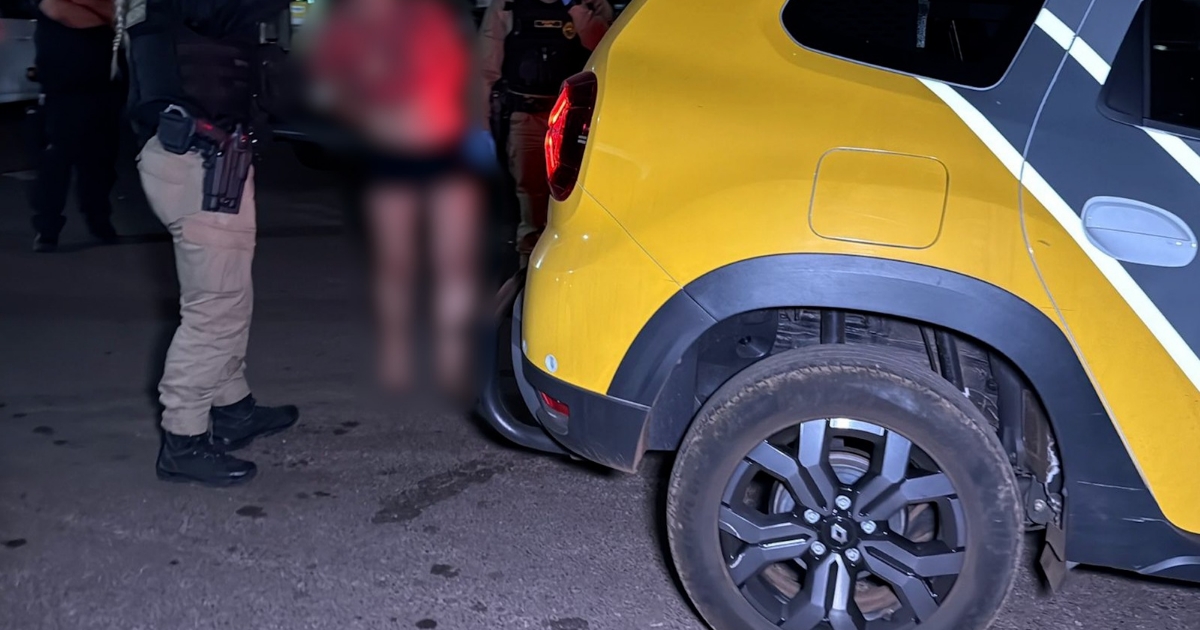 Mulher mata homem com golpes de paver no Paraná