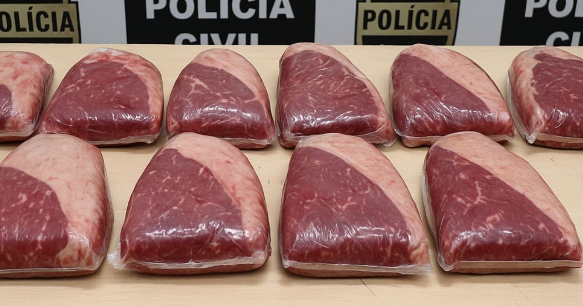 Homem é detido ao tentar furtar oito peças de picanha no Paraná