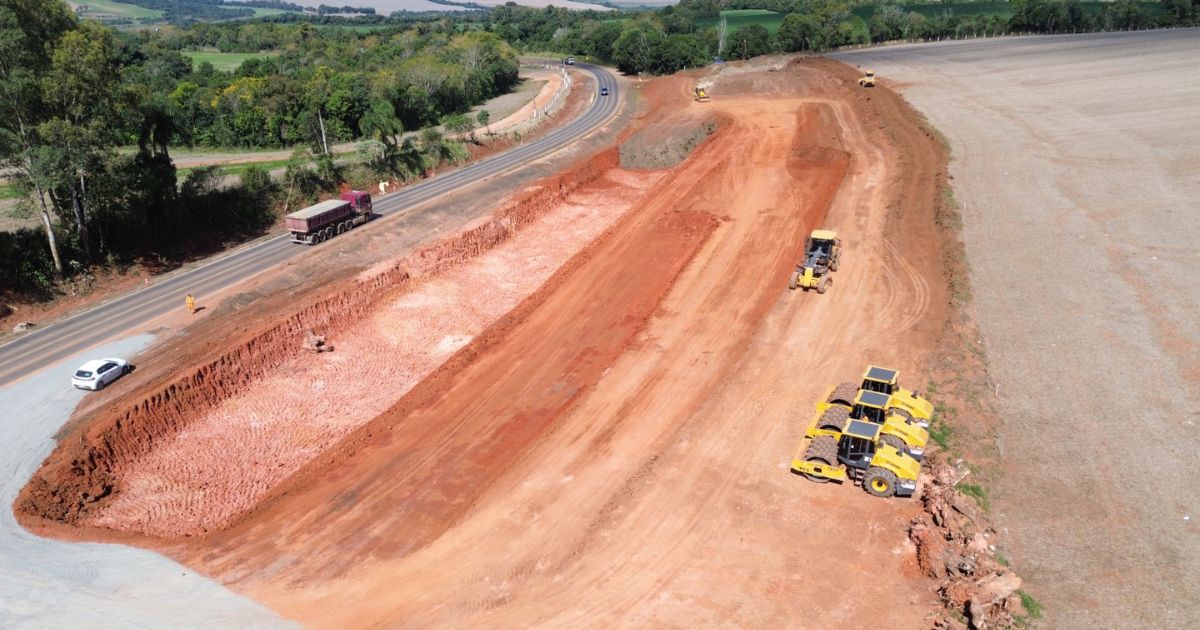 Restauração em concreto da PR-151 entre Ponta Grossa e Palmeira avança em várias frentes
