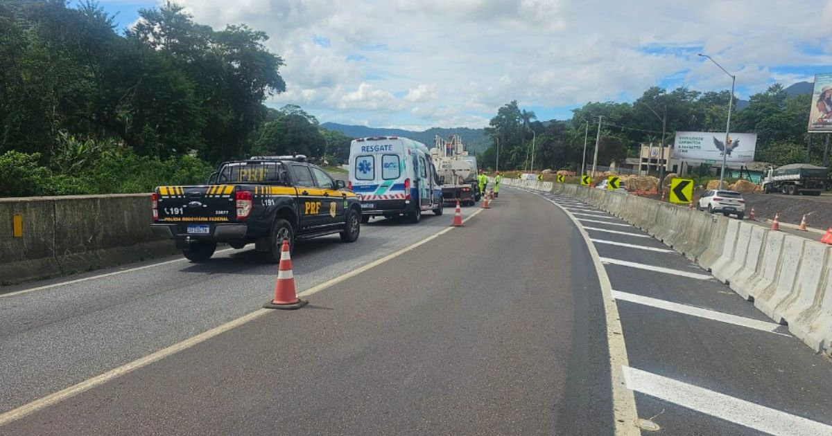 Motorista morre em explosão de carro no Paraná