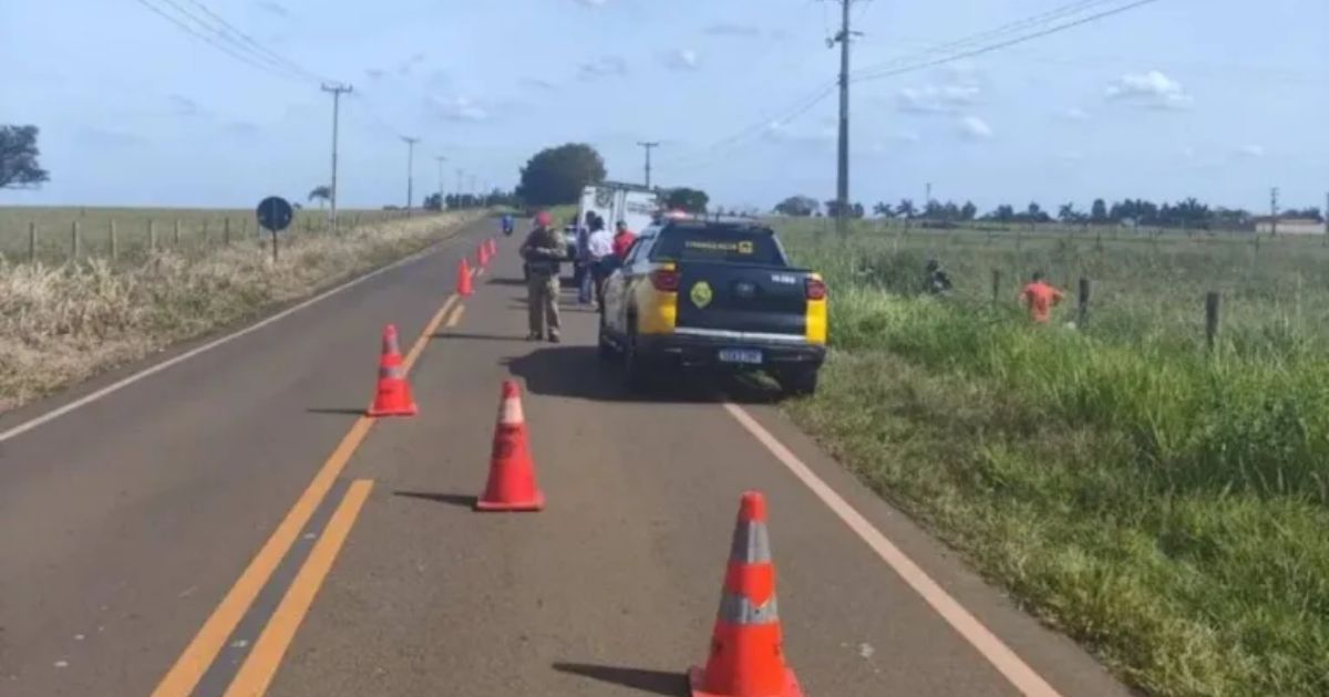 Motociclista morre após atropelar cavalo solto em rodovia no Paraná