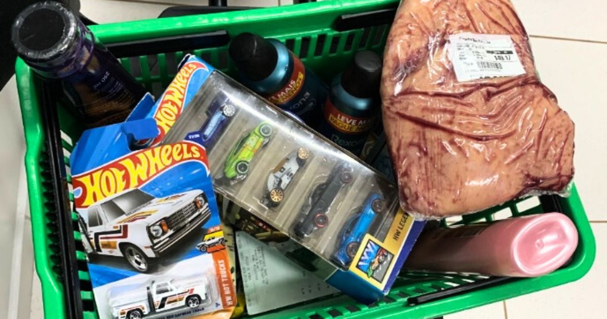 Homem é preso com picanha e hot wheels furtados no Paraná