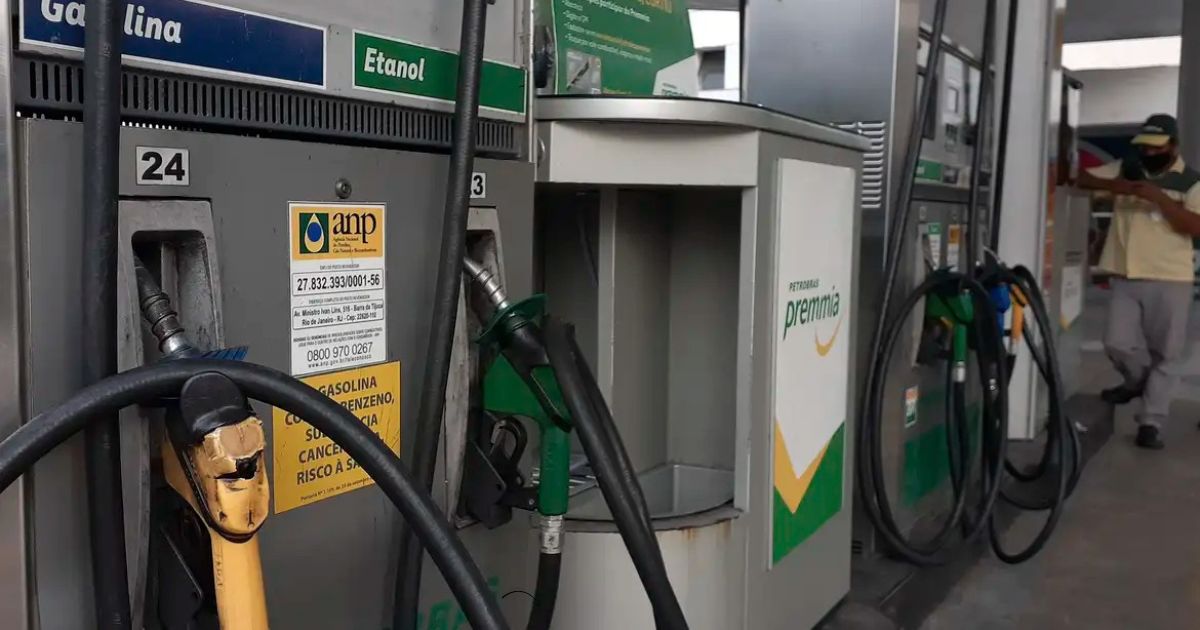 Petrobras reduz preço da gasolina A para as distribuidoras