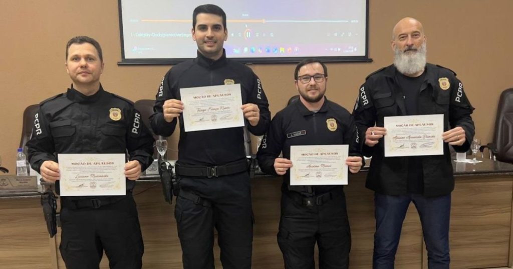 Câmara de Rebouças homenageia delegado e agentes da Polícia Civil por serviços prestados ao município