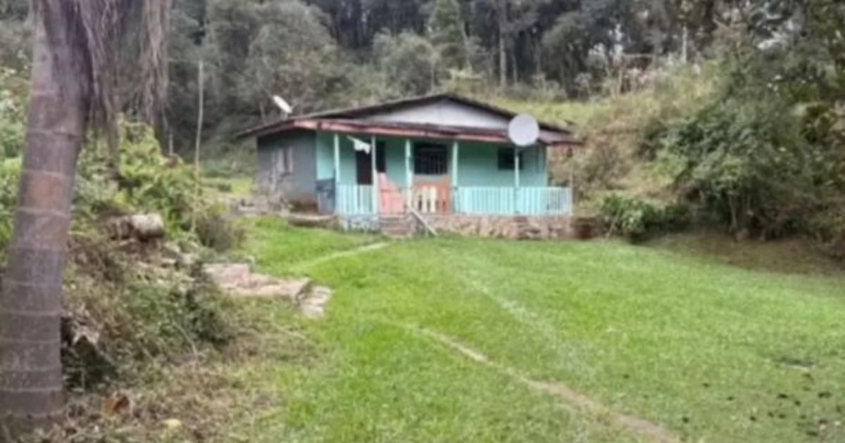 Mulher tem o cabelo raspado com machadinha e é tortura por 4 dias no Paraná
