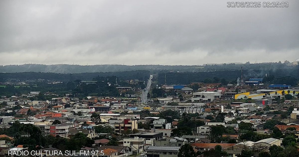 Tempo instável: chuvas e resfriamento marcam o início da semana em São Mateus do Sul