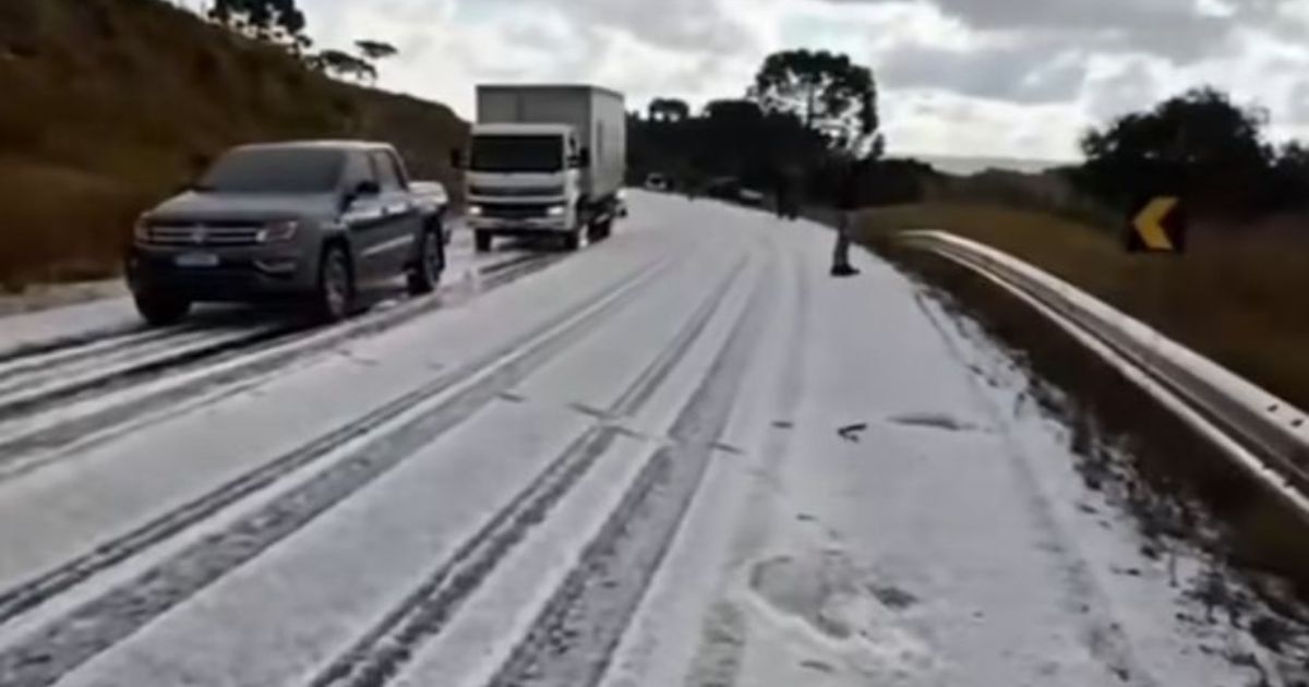 VÍDEO: São Joaquim é surpreendida por chuva de granizo na tarde desta segunda-feira (09)