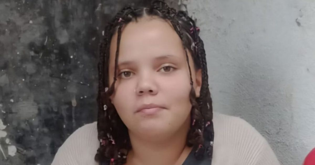 Menina de 12 anos some após conhecer homem na internet