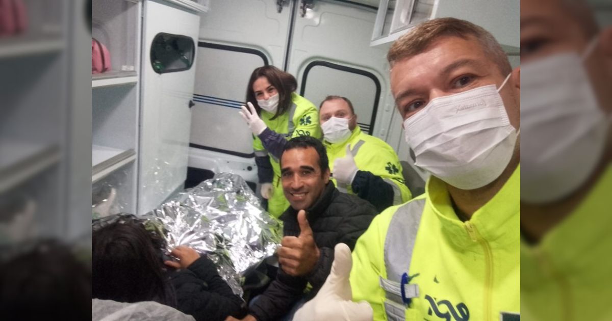 Gestante dá à luz dentro de ambulância na BR-277