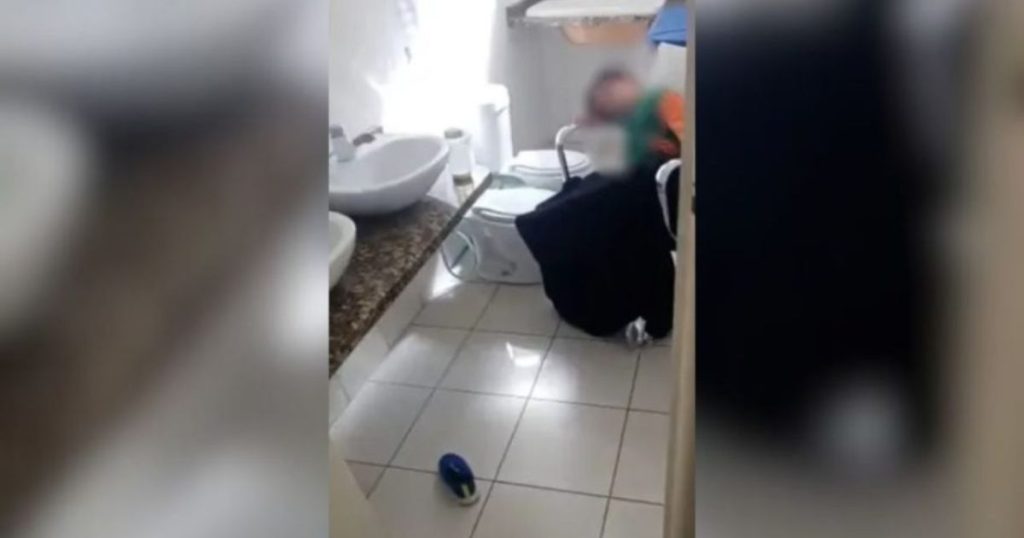 Menino autista é encontrado amarrado em banheiro de escola particular do PR