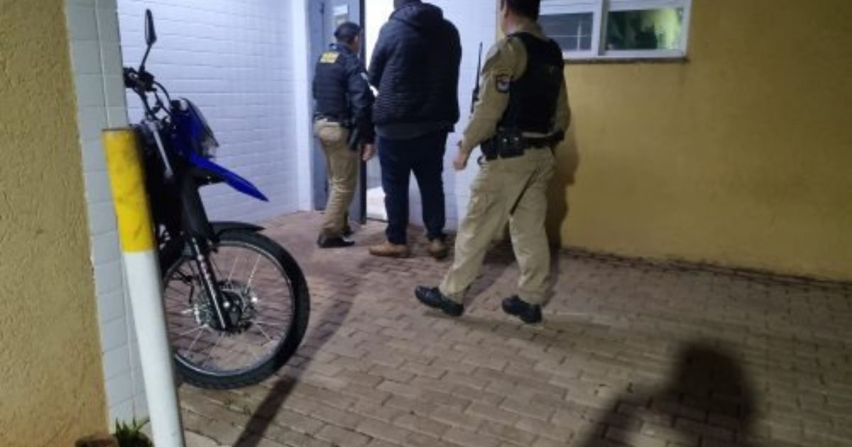 Homem tenta furtar moto no pátio do Detran e acaba detido pela equipe de segurança