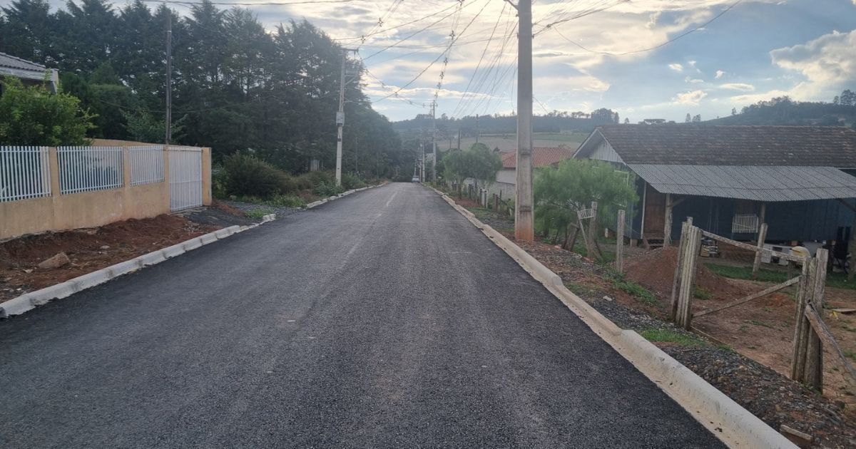 Moradores reclamam de lentidão em obra em Antonio Olinto e Prefeitura informa que empresa já foi notificada