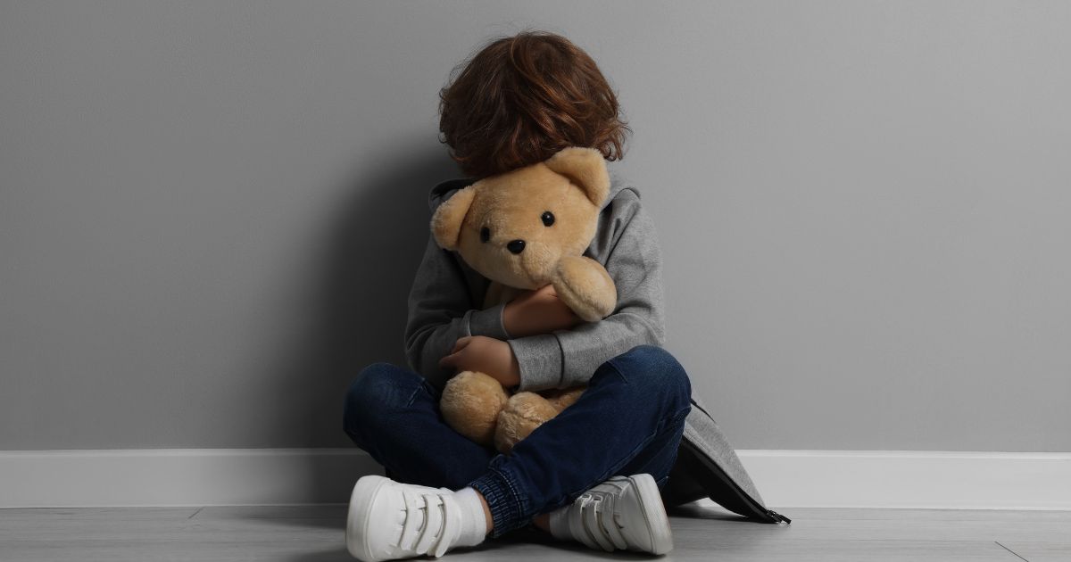 Professora é exonerada após agredir criança com autismo em Canoinhas