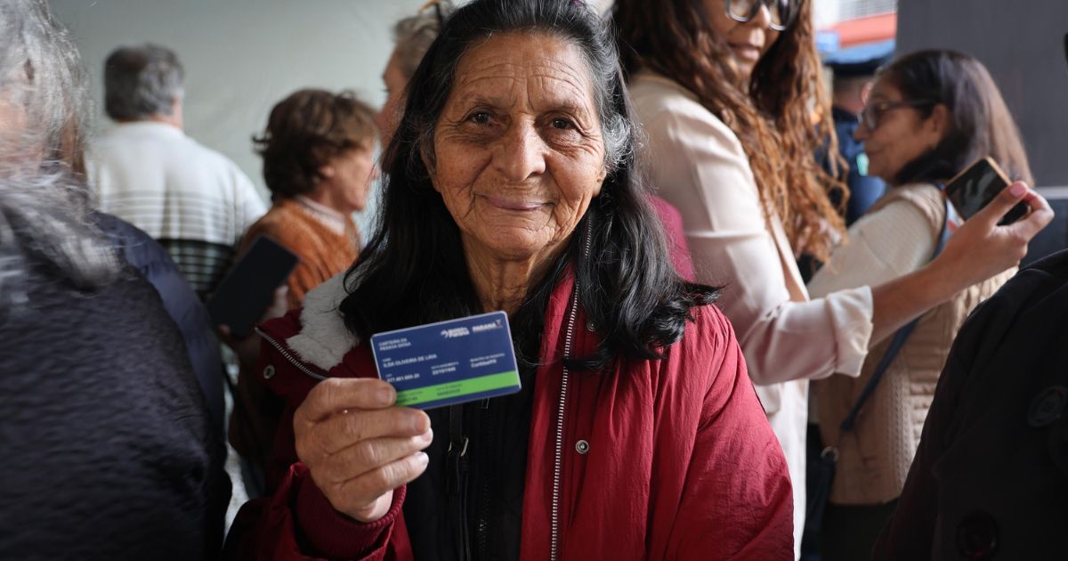Mais de 14 mil pessoas idosas já emitiram carteira para viajar sem custo nos ônibus entre cidades