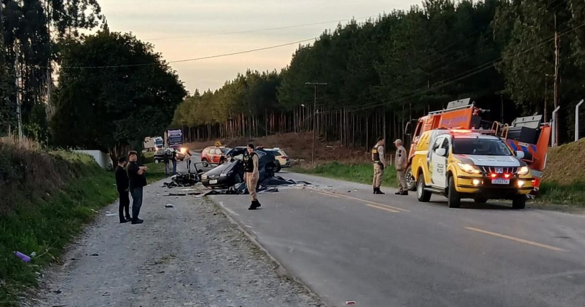 Duas pessoas morrem em grave acidente na BR-153, em Mallet