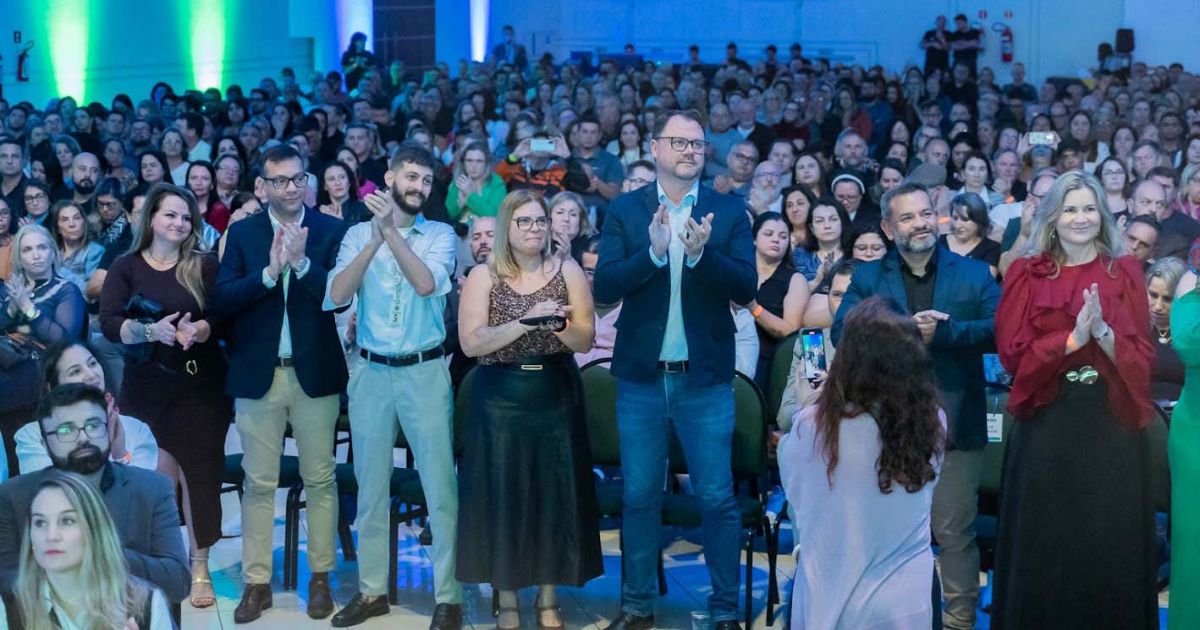 Educação promove encontro de capacitação para mais de 2 mil diretores da rede estadual