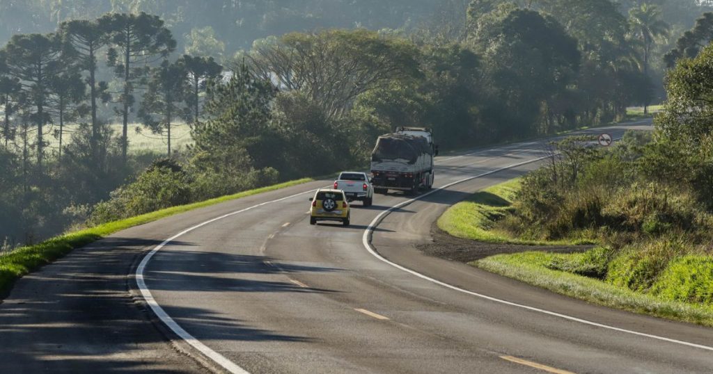 PRF informa interdição temporária programada na BR-277 em Irati nesta quarta (06)