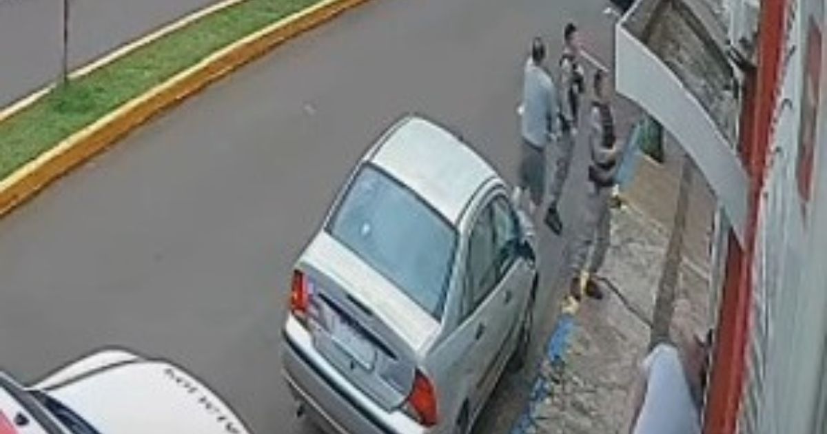 Bebê de 9 meses sobrevive após ser arremessado do segundo andar pela mãe no RS