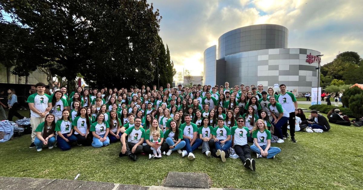 JUC de São Mateus do Sul leva 140 jovens a evento com quase 15 mil participantes no Dia Nacional da Juventude