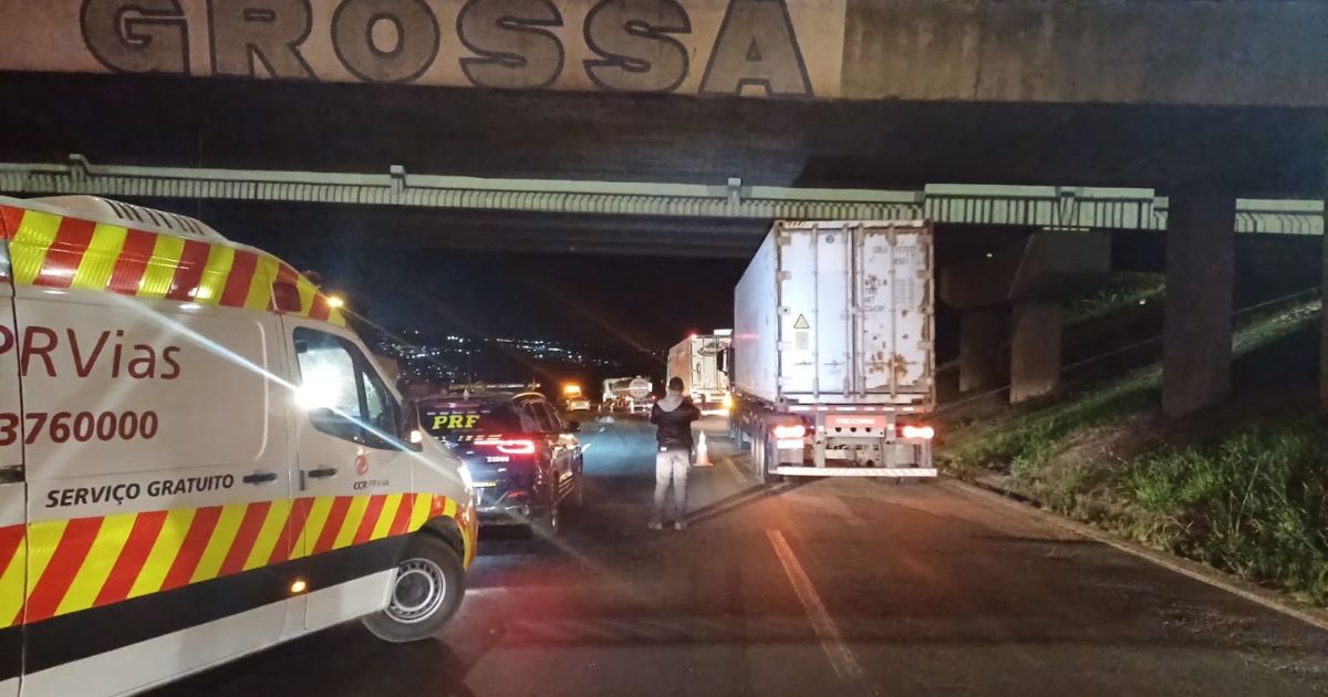 Atropelamento mata mãe e filho na BR-376, em Ponta Grossa
