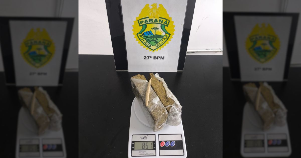 PM prende dois indivíduos com tablete de maconha no centro de São Mateus do Sul