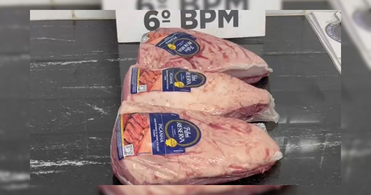 Funcionário é flagrado furtando picanha em supermercado do Paraná