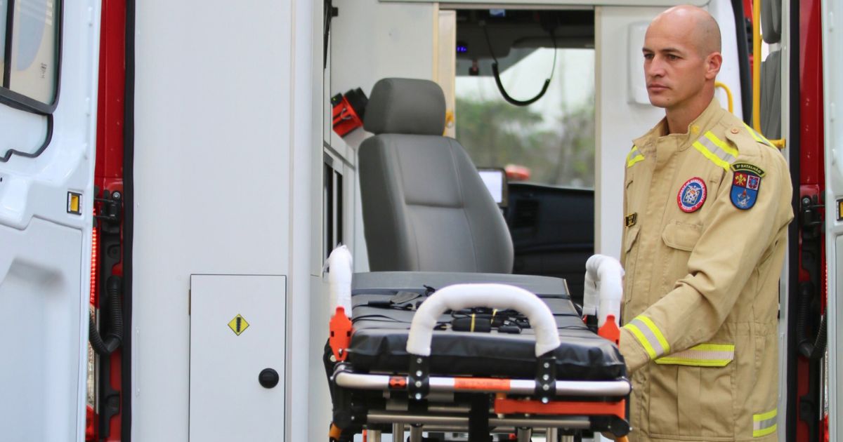 Corpo de Bombeiros alerta para alto número de registros de quedas de idosos no Paraná