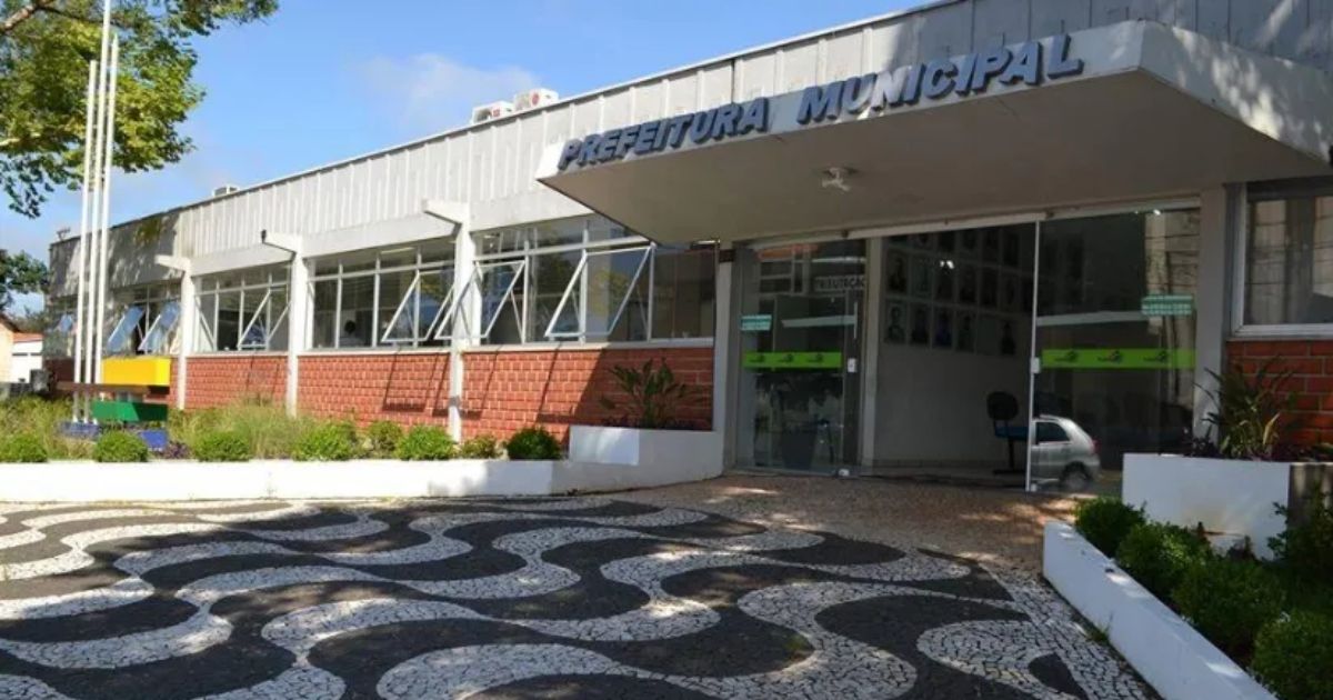 Concurso em Prudentópolis tem salário de até R$ 18 mil