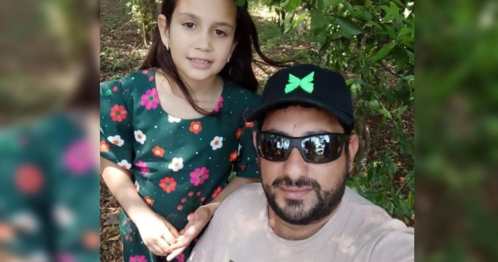 Pai e filha de 8 anos morrem após veículo capotar em rodovia do Paraná