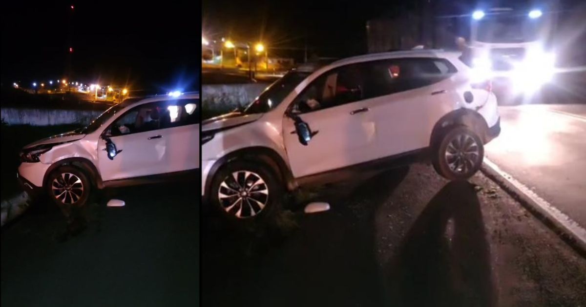 Carro com placas suspeitas tomba na BR-476 e motorista foge após acidente em São Mateus do Sul