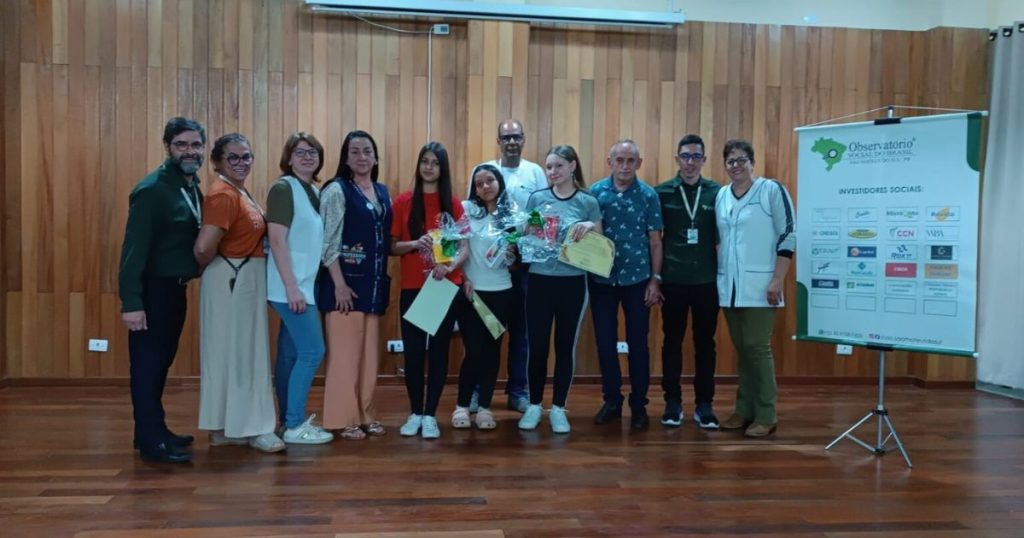 Observatório Social premia estudantes na 2ª edição do Concurso de Redação “Cidadão Nota 10” em São Mateus do Sul