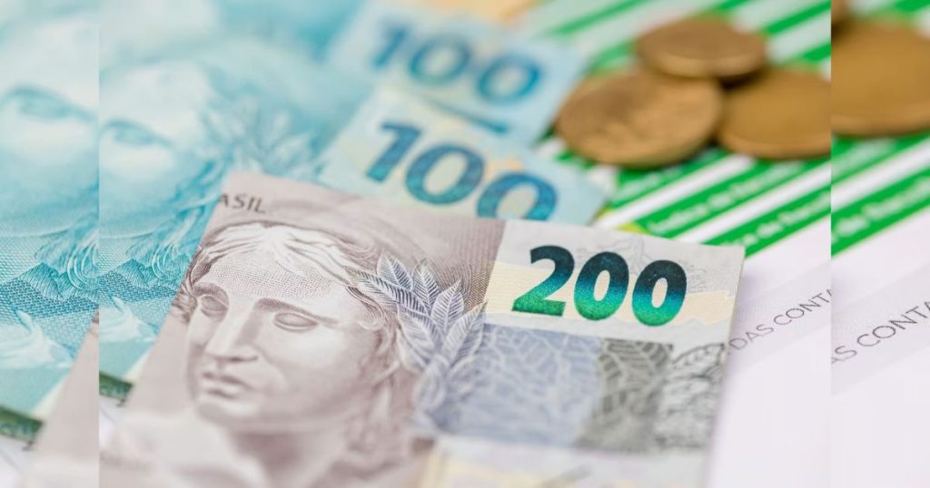 Homem é detido ao tentar repassar nota falsa de R$ 200 em Papanduva