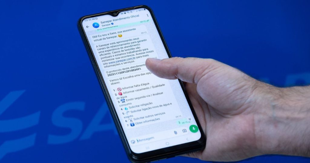 Sem sair de casa: Sanepar lança renegociação de dívidas via WhatsApp