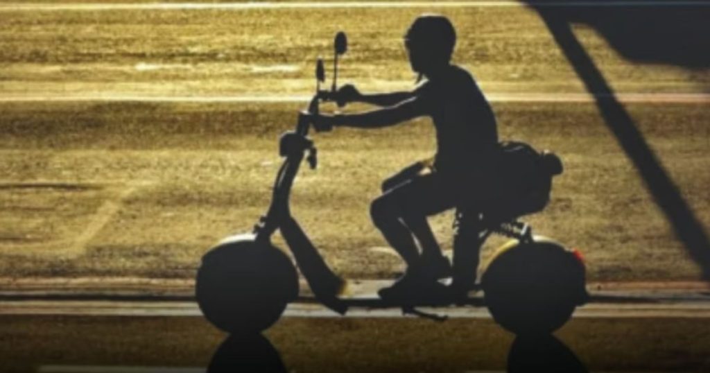 Ciclomotores terão novas exigências a partir de 2026