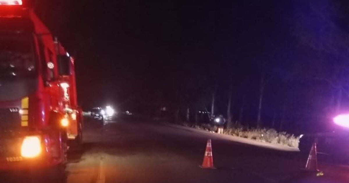 Grave acidente entre carro e moto deixa duas vítimas fatais na BR-476, em Paulo Frontin