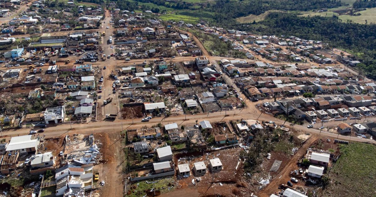 VÍDEO: Rio Bonito do Iguaçu segue em reconstrução; município pede doações de material de construção
