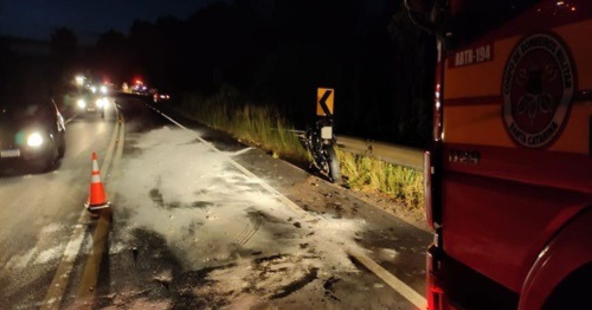 Motociclista fica gravemente ferido em acidente na BR-280 em Porto União