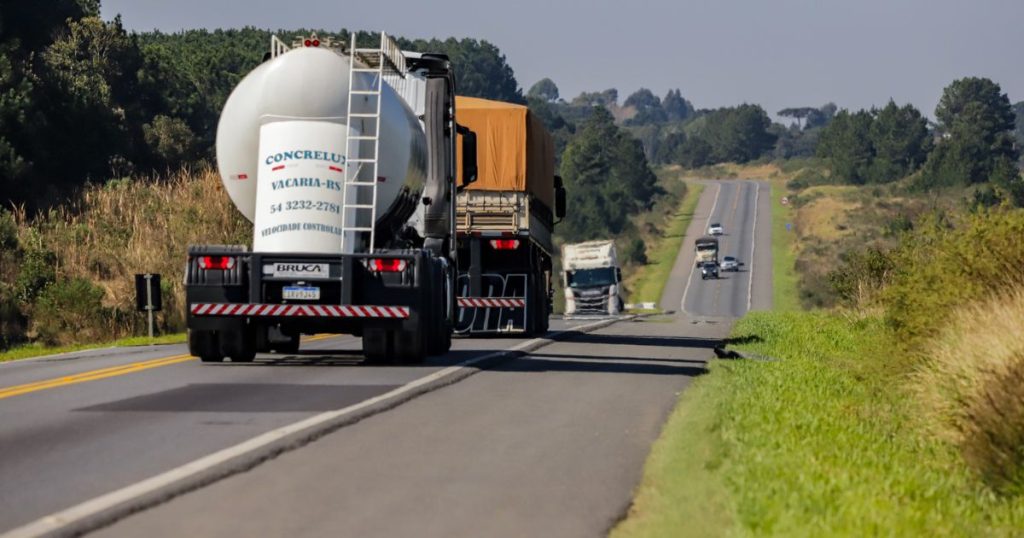 Concessionária começa obra de duplicação da BR-277 entre Irati e Palmeira