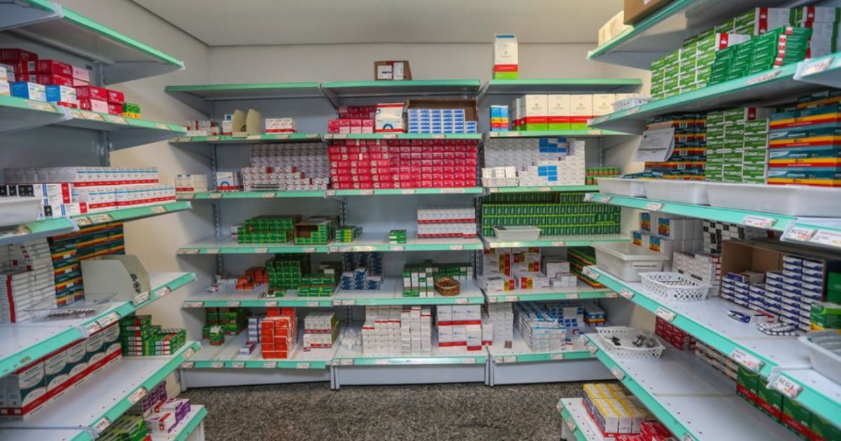 Enfermeiros estão liberados para preescreverem antibióticos em todo o Brasil