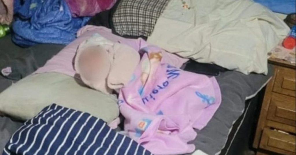 Bebê é resgatado sob viaduto após mãe tentar vendê-lo por drogas em Curitiba