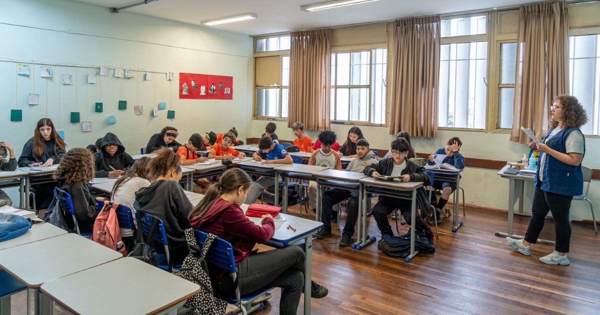 Rede estadual abre matrículas presenciais para estudantes que perderam o prazo regular