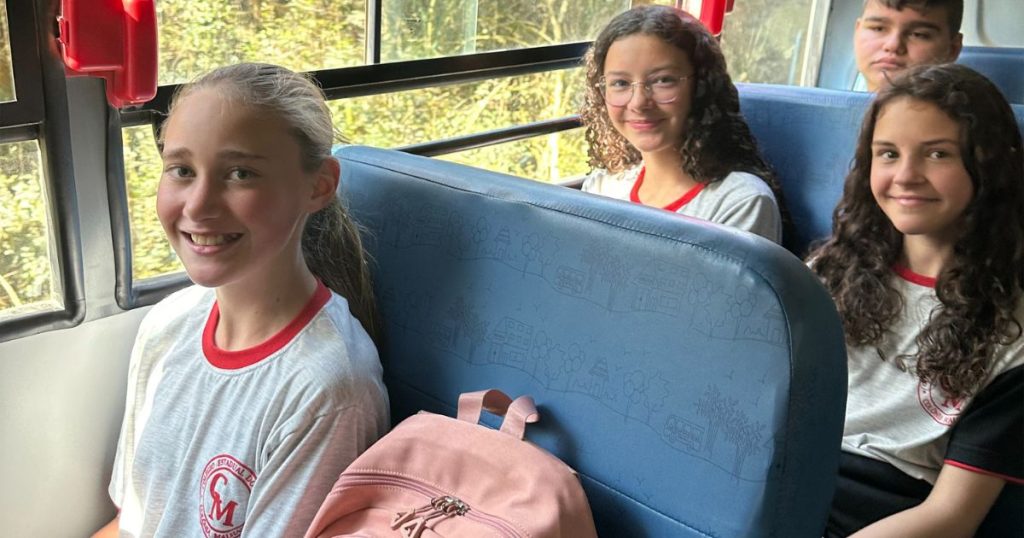 Alunos da rede estadual devem conferir cadastro para garantir o transporte escolar em 2026